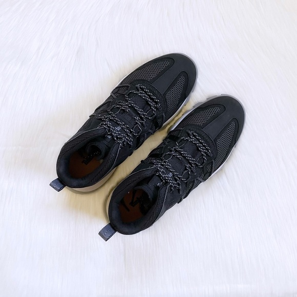 Timberland Men’s Garrison Trail Mid Hiker Waterproof Boots - Picture 4 of 7